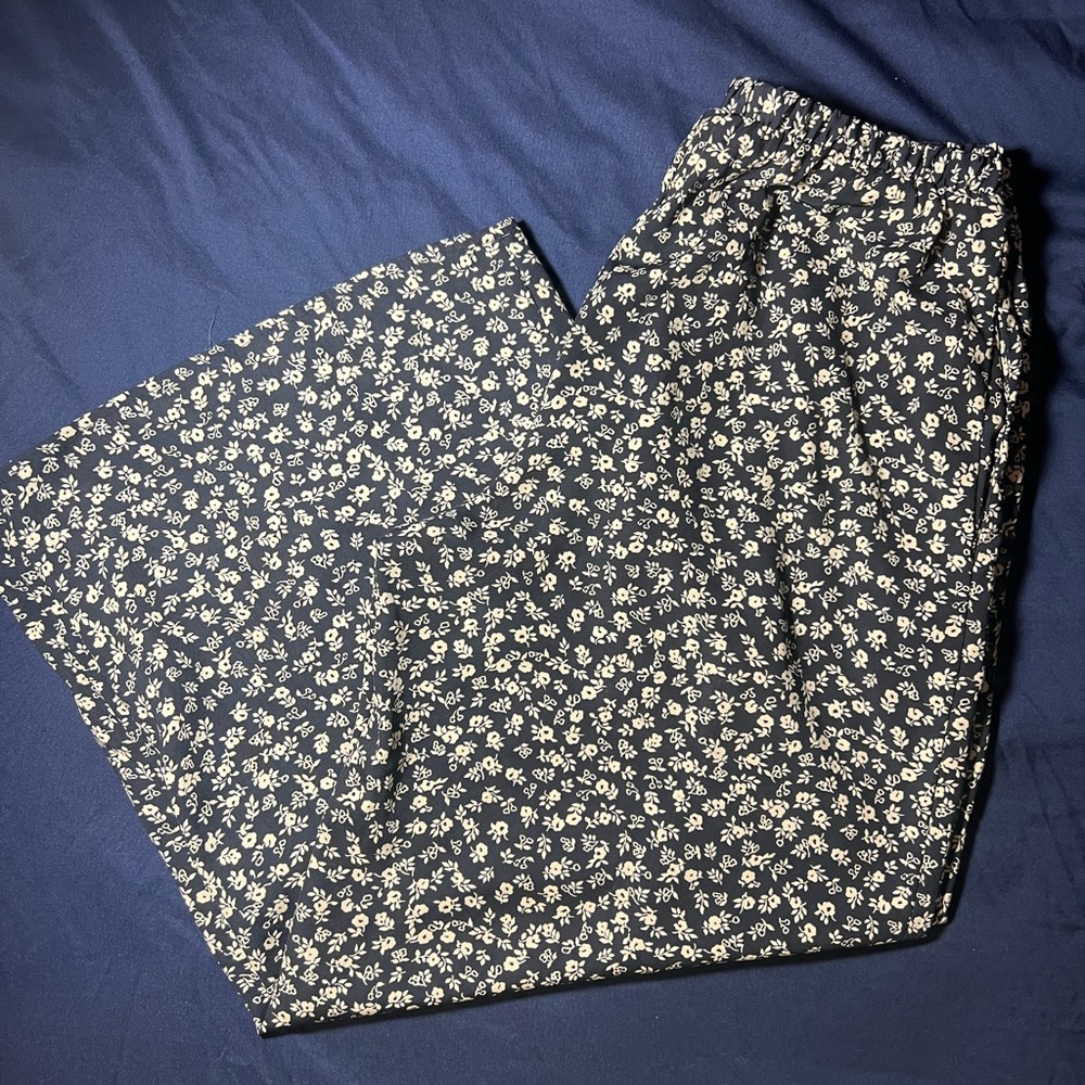 Elastic waist pant WITH POCKETS